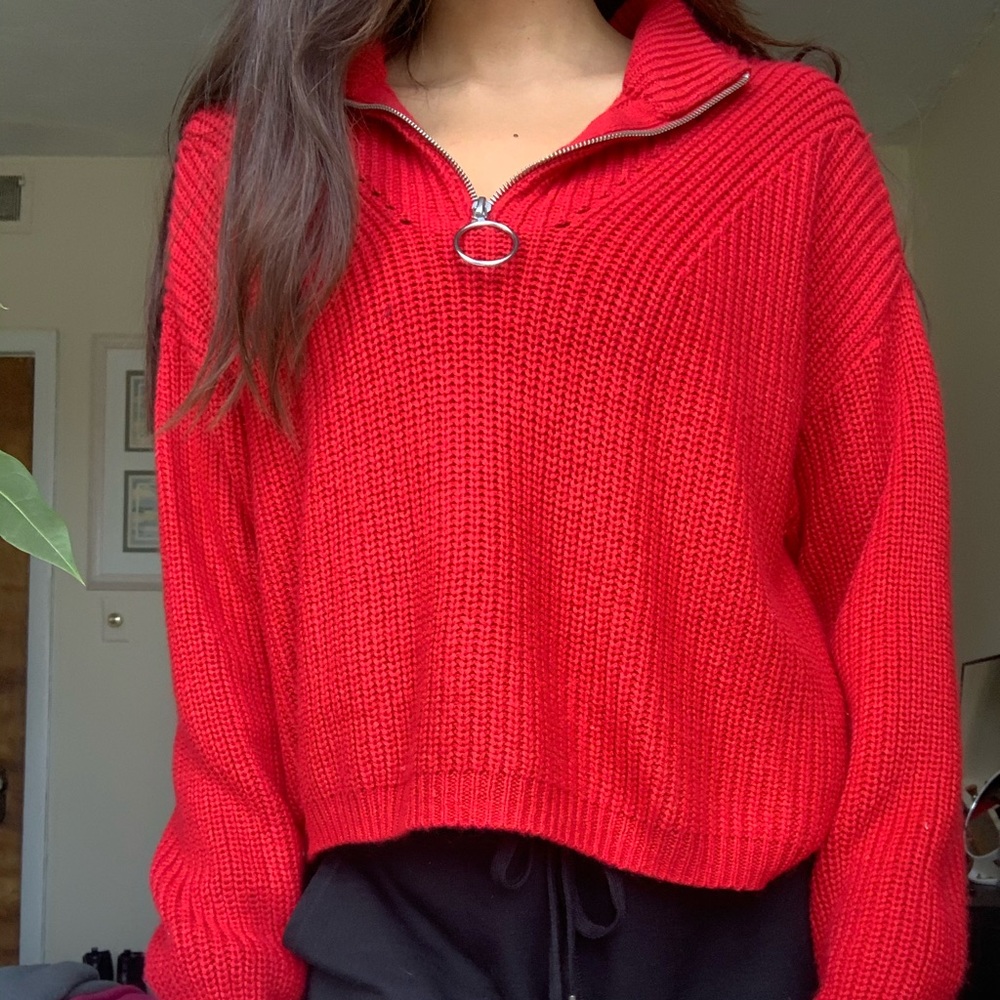 RED KNIT ZIP UP SWEATER